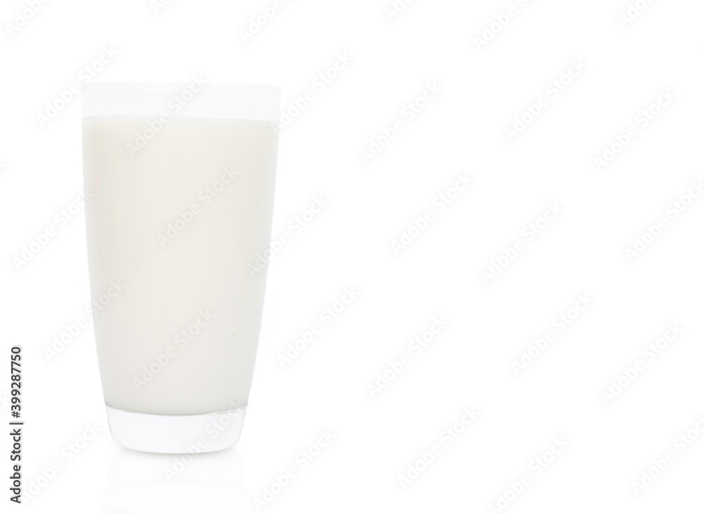 A glass of fresh milk on isolated on white background..Raw milk is high in calcium and protein to drink for all ages..Milk consumption nutritious and healthy dairy products concept... A glass of fresh milk on isolated on white background..Raw milk is high in calcium and protein to drink for all ages..Milk consumption nutritious and healthy dairy products concept...