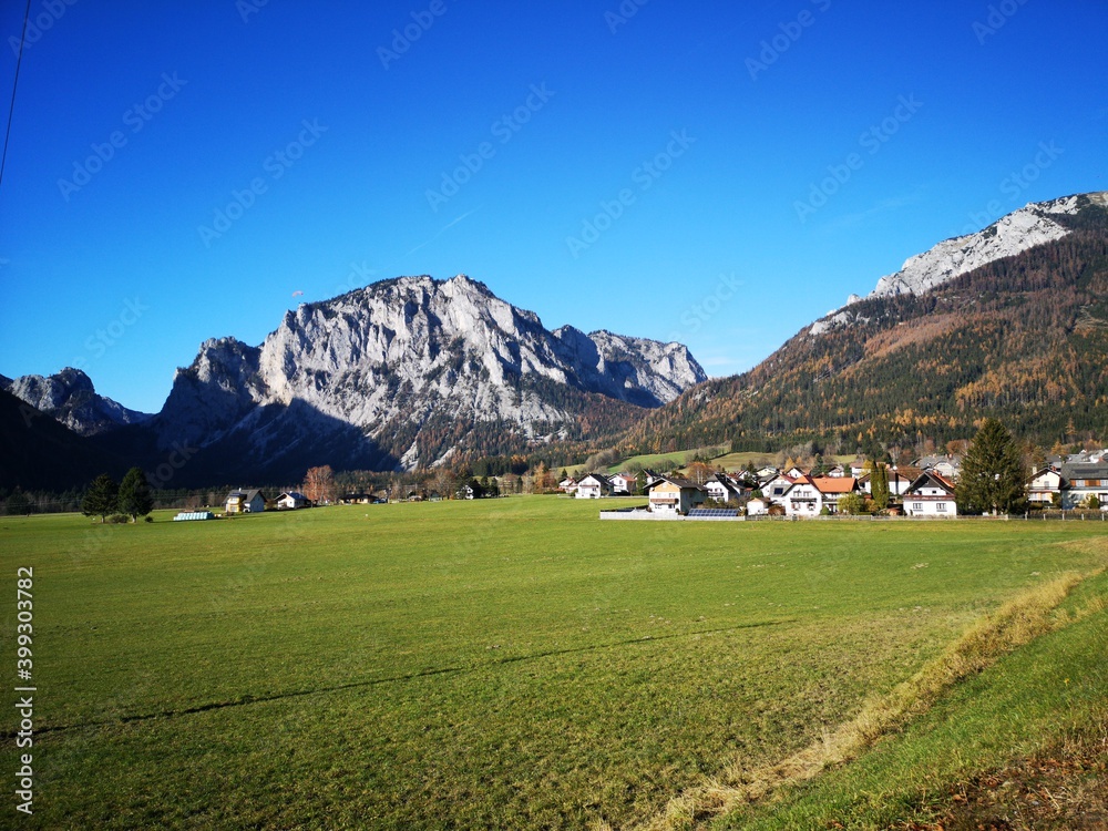 Tragöß Steiermark Pfarre und Landschaft