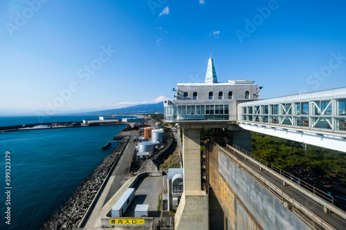 沼津港の水門からの眺め