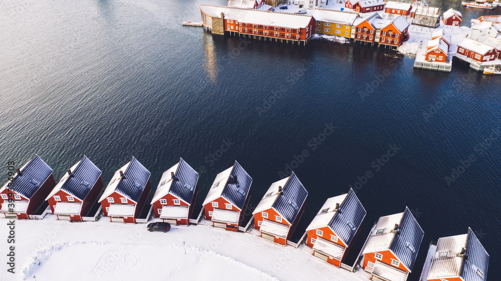 Stockfoto Breathtaking bird's eye view of Lofoten fishing village with