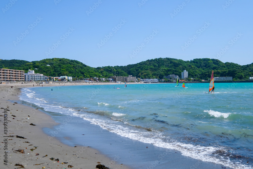 神奈川県逗子海岸の白潮