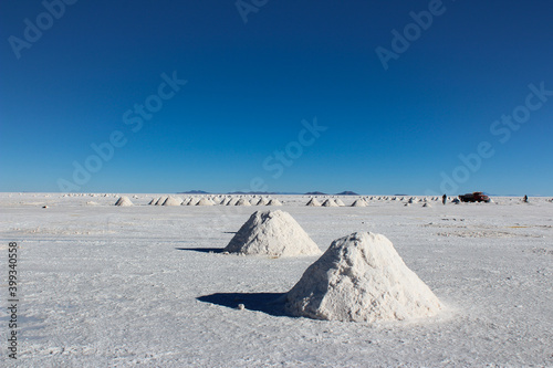 Salt mining on salt flat of Uyuni, Bolivia © Marieke