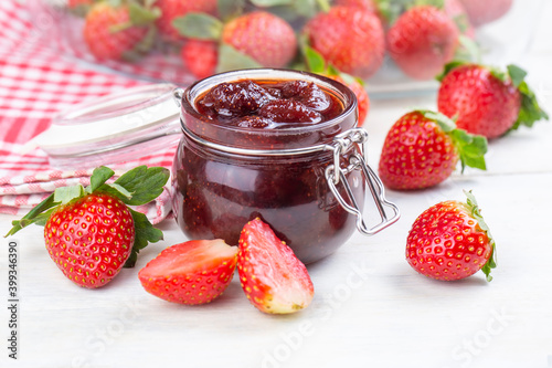 Wallpaper Mural Bowl of strawberry jam isolated on white background from top view Torontodigital.ca
