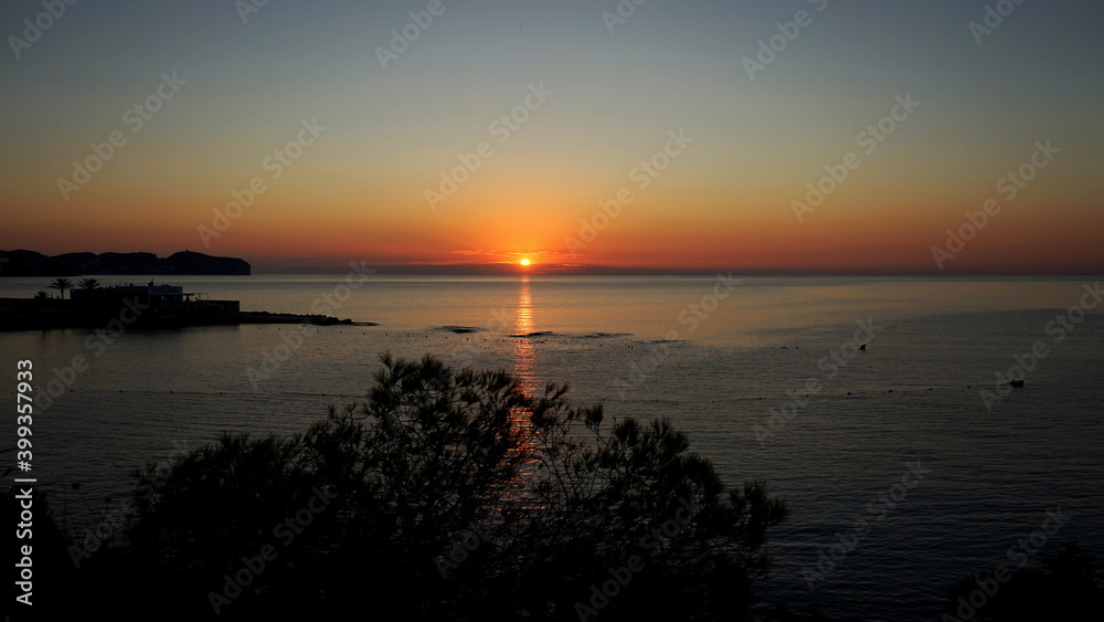 Fototapeta premium Sunrise at the sea 