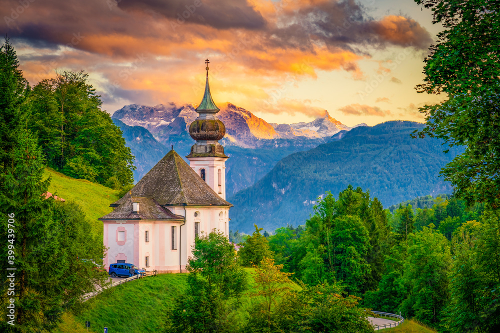 Fototapeta premium Maria Gern church with famous Watzmann summit in the background Berchtesgadener Land, Bavaria, Germany