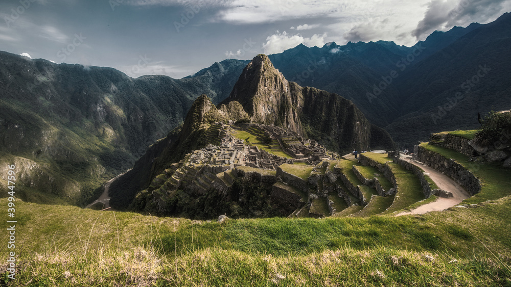 Naklejka premium panorama of the mountains machu picchu