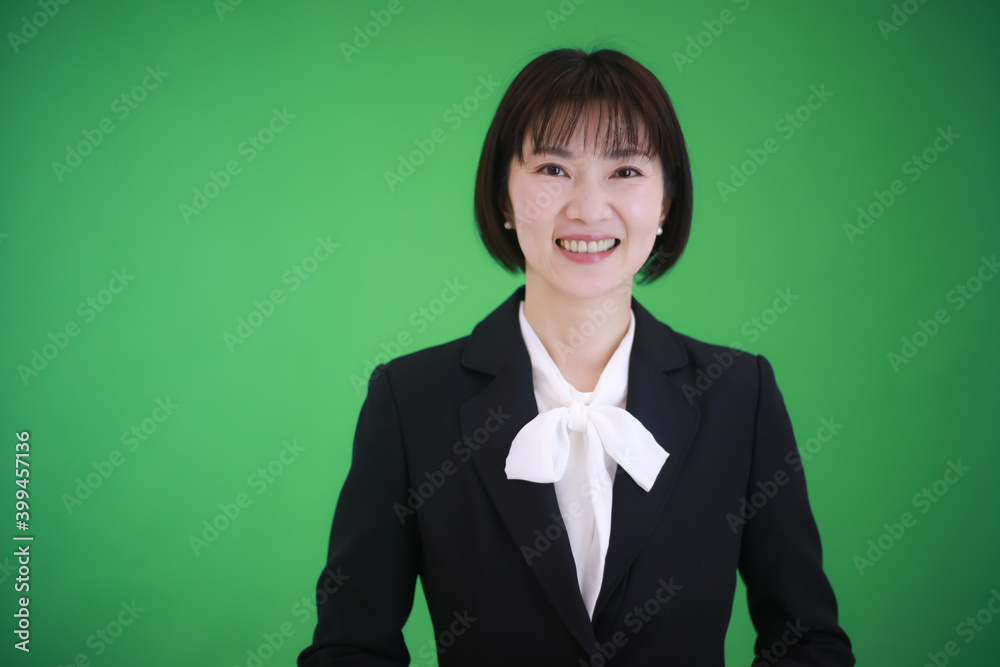 女性社員イメージ