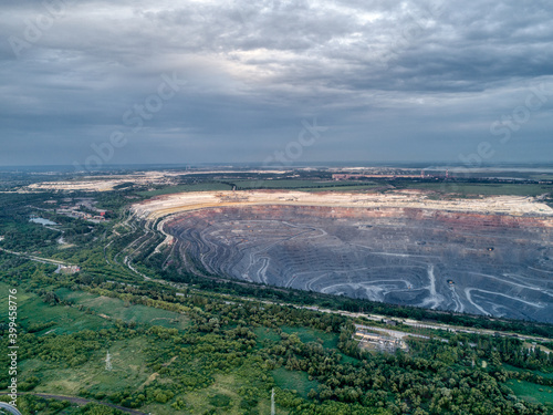 Open pit for the extraction of ore.