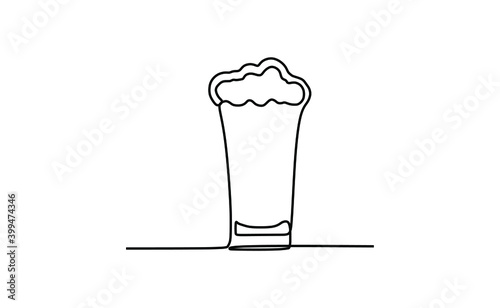 American Pint Glass. Continuous one line drawing