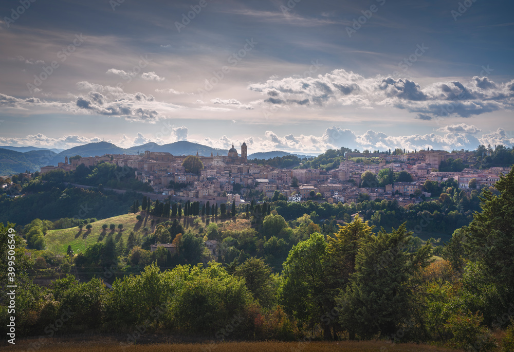 Obraz premium Urbino city skyline and countryside landscape. Marche region, Italy.