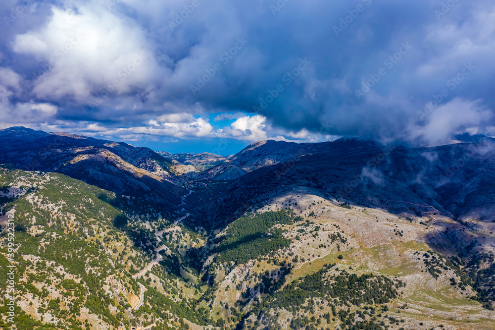 Fototapeta premium Kreta aus der Luft | Landschaften in Kreta aus der Vogelperspektive | Luftbilder Kreta
