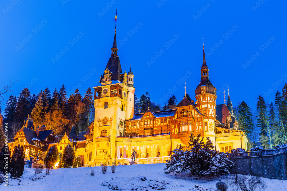 Obraz premium Peles castle in winter. Sinaia, Prahova county, Romania.