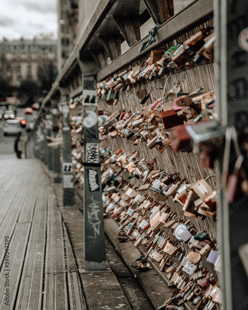 Obraz premium shopping in the city