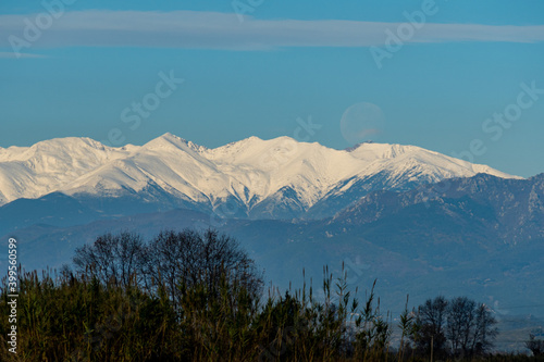 pyrenees spain snowy mountains catalunya figueres roses europe tourism