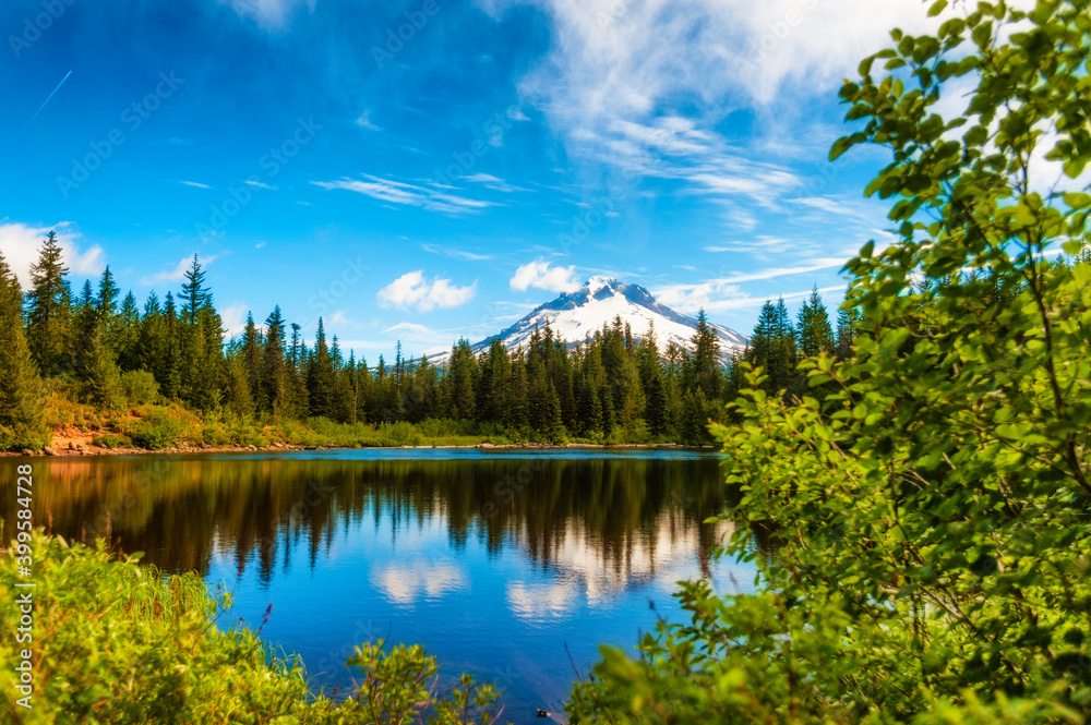 Fototapeta premium Mirror Lake Mt.Hood National Forest