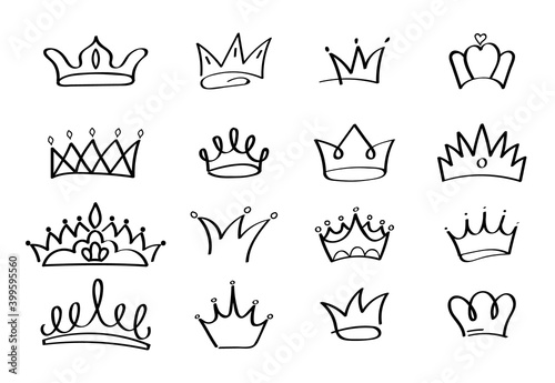 Crowns vector set in doodle style. King and queen crown as sketch. Outlines royal family signs. Simple diadems for princess. Luxury accessories for prince. Imperial attributes in graffiti hand drawn.