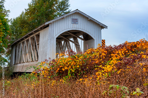 Oregon's Gilkey Covered Bridge photo