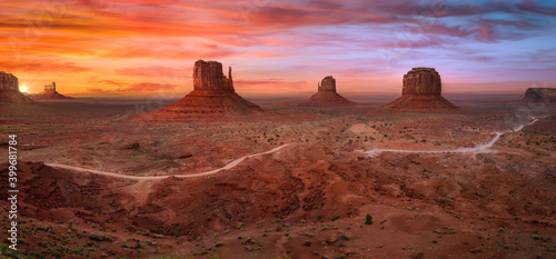 Quadro em tela Monument Valley with red and blue sky
