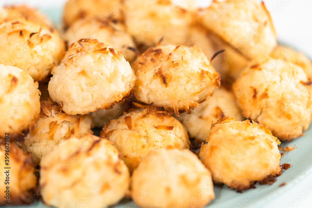 Coconut cookies Coconut cookies