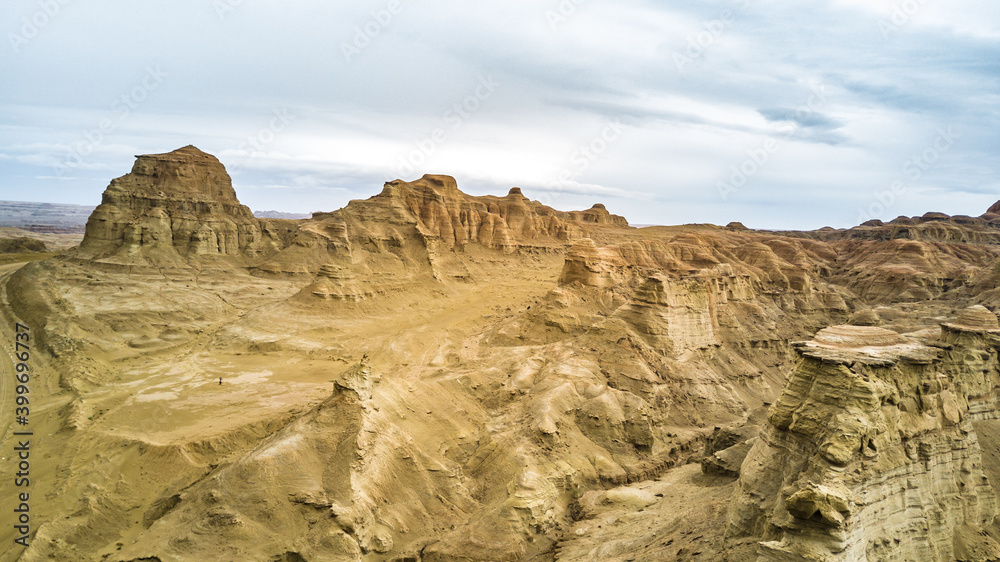 Fototapeta premium Landscape picture of canyon in Xinjiang, China