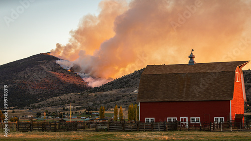 oregon wildfire with farm
