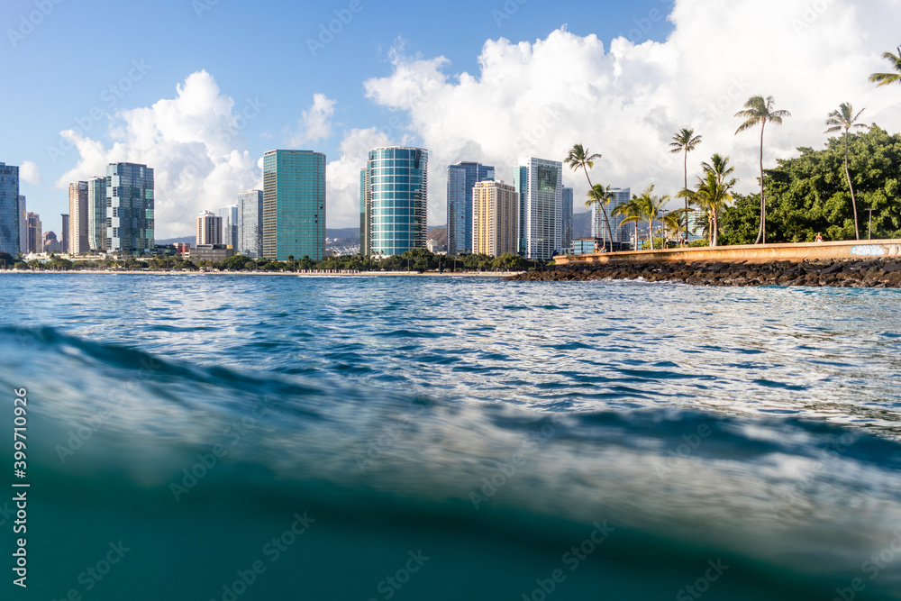 Fototapeta premium Honolulu Surfing