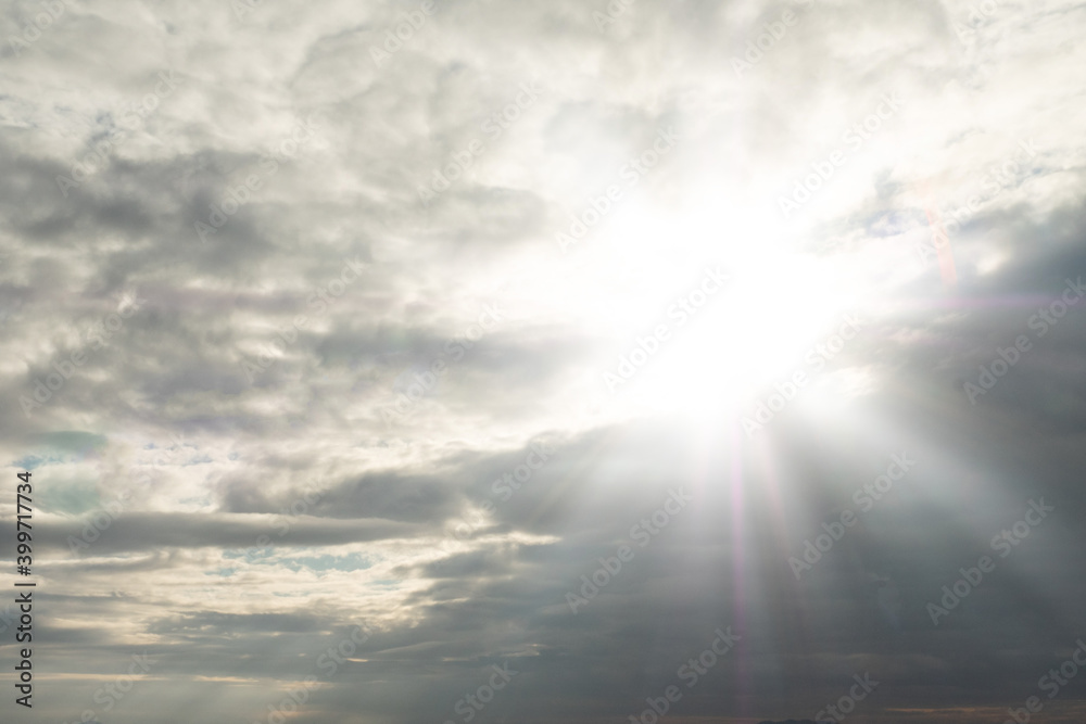 Fototapeta premium Beautiful white fluffy cloudy sky background,