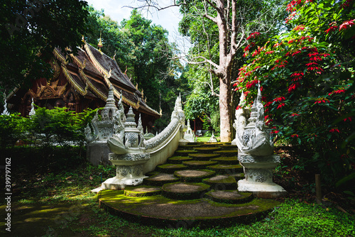 Wat Luang Khun Win is located at Mae Win, Mae Wang District, Chiang Mai Province. It is a temple that is ancient and older than a hundred years. There is a very historical history, one of Chiang Mai. 