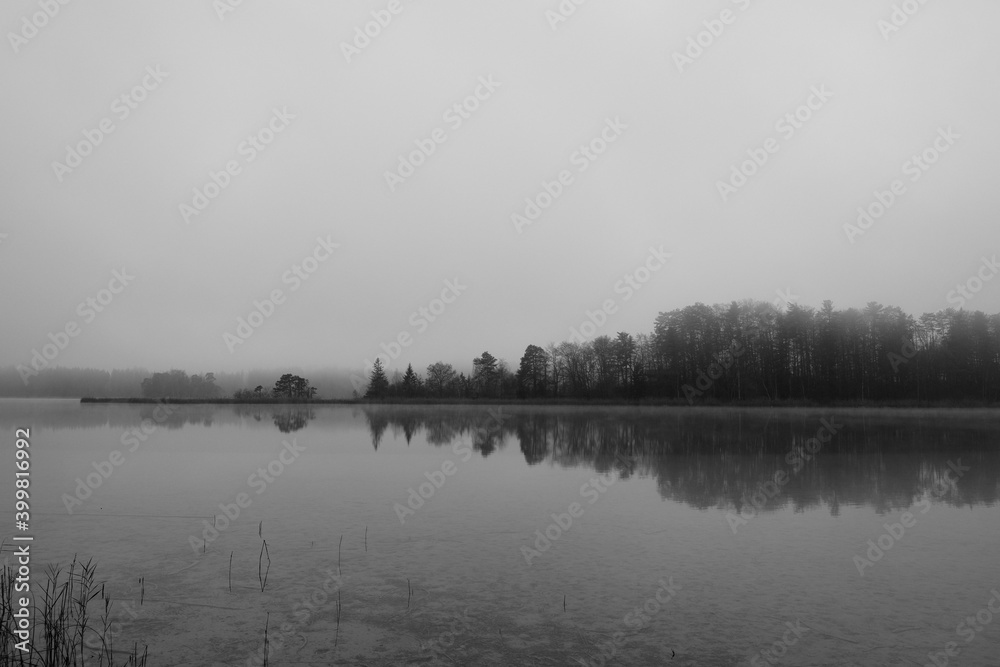 Fototapeta premium Osterseen monochrome 