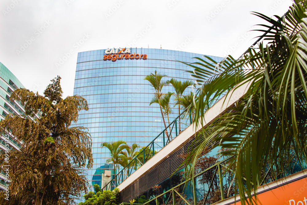 caixa-seguradora-edif-cio-sede-da-caixa-seguradora-localizado-na-asa