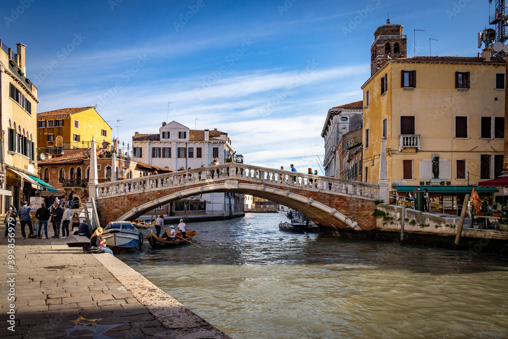 Ponte delle Guglie in Venice