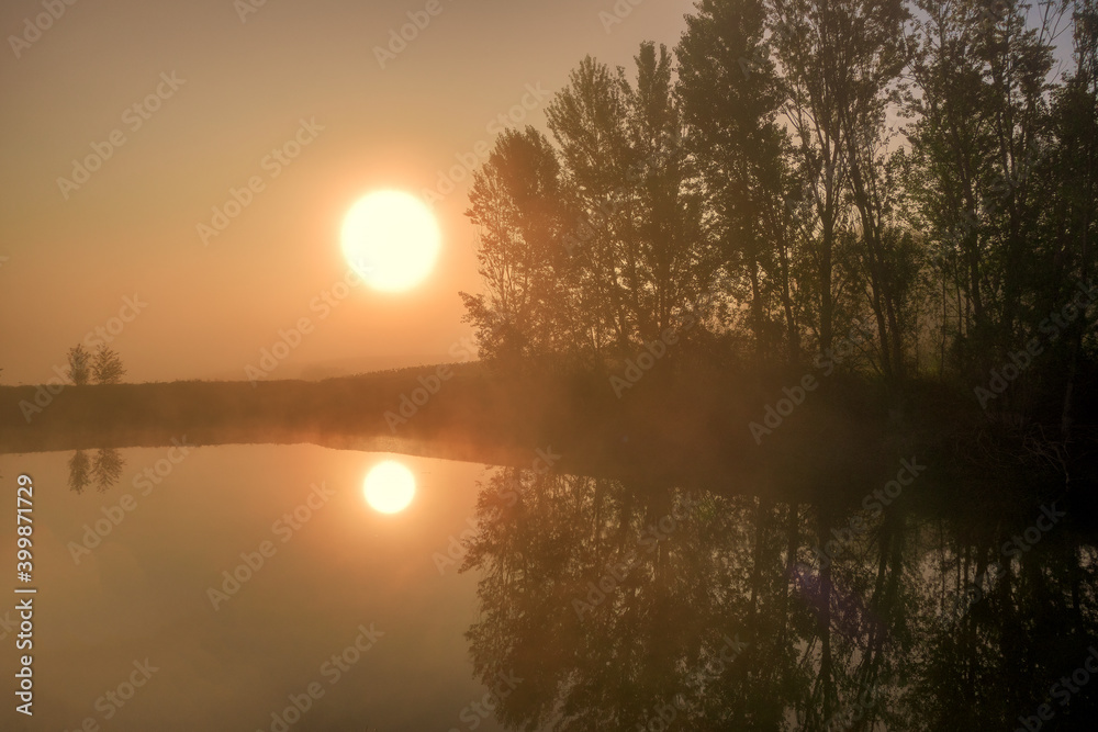 Obraz premium Sur le chemin de Compostelle, les divers paysages, villes et villages traversés.