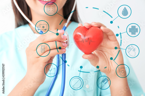 Female cardiologist with re...