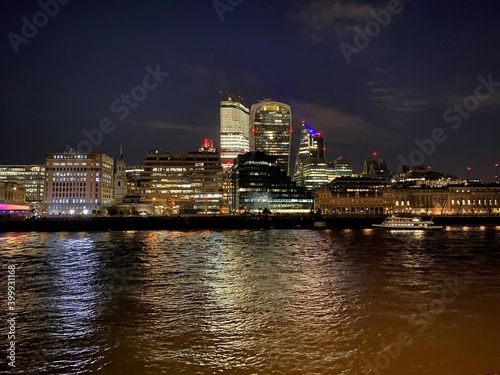 A view of the River Thames in London at night © Simon Edge