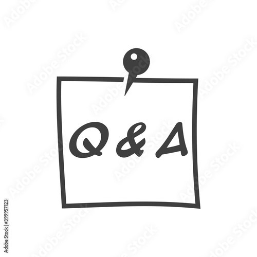 Recordatorio con hoja de papel con alfiler. Logotipo con texto Q y A en lineas color gris