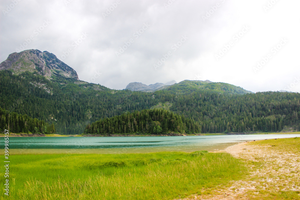 Черногория, Черное озеро, Дурмитор(Montenegro, Crno jezero,Durmitor)