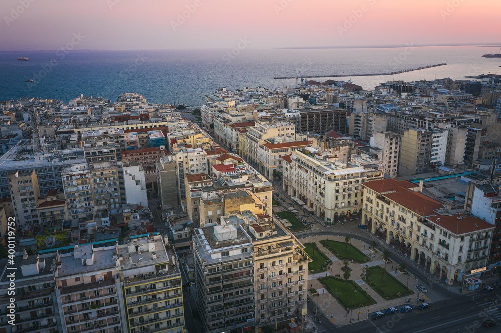 Obraz premium Thessaloniki at sunset cityscape, Greece..