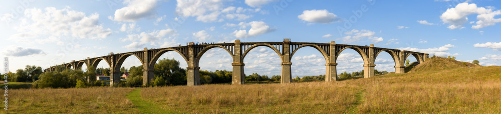 Fototapeta premium Russia, 2020. Panorama Mokrinsky railway bridge
