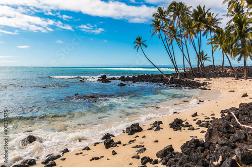 Fototapeta Naklejka Na Ścianę i Meble -  Mahai'ula Beach, Kekaha Kai Beach Park, Hawaii, Hawaii, USA