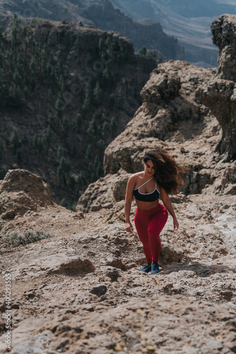 Friends Explore Nature Outdoors Concept © Aridane