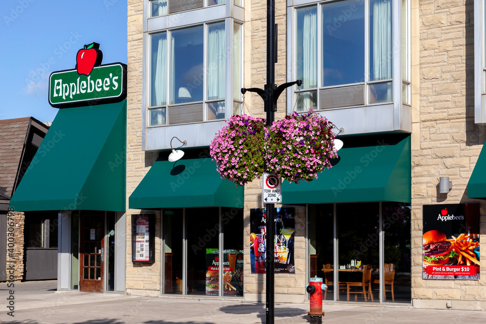 Niagara Falls, Ontario, Canada September 4, 2019 An Applebee's
