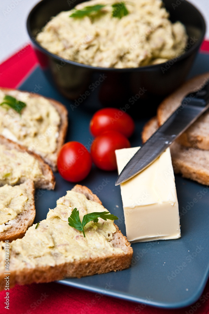 Sandwiches with homemade eggs with bacon cream Sandwiches with homemade eggs with bacon cream