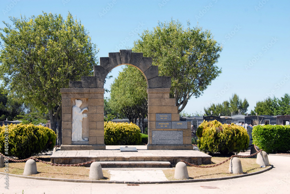 Fototapeta premium Ville de Carnoux-en-Provence, département des Bouches-du-Rhône, france