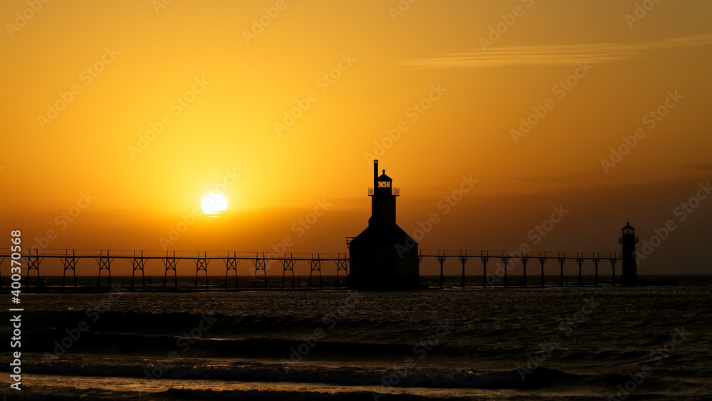 Fototapeta premium St. Joseph Michigan lighthouse at sunset