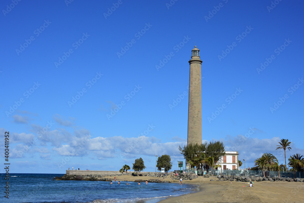 Strand mit Blick auf den Leuchtturm 