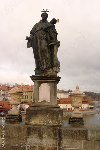 Die Figuren der Karlsbrücke (Prag)