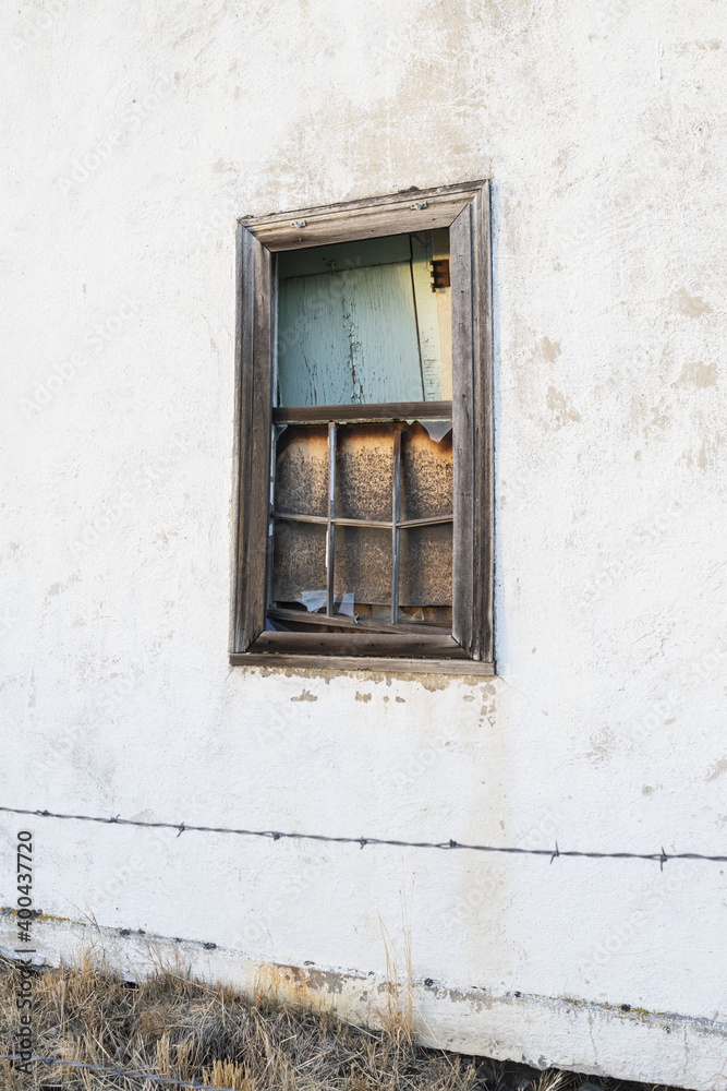 old window on a wall