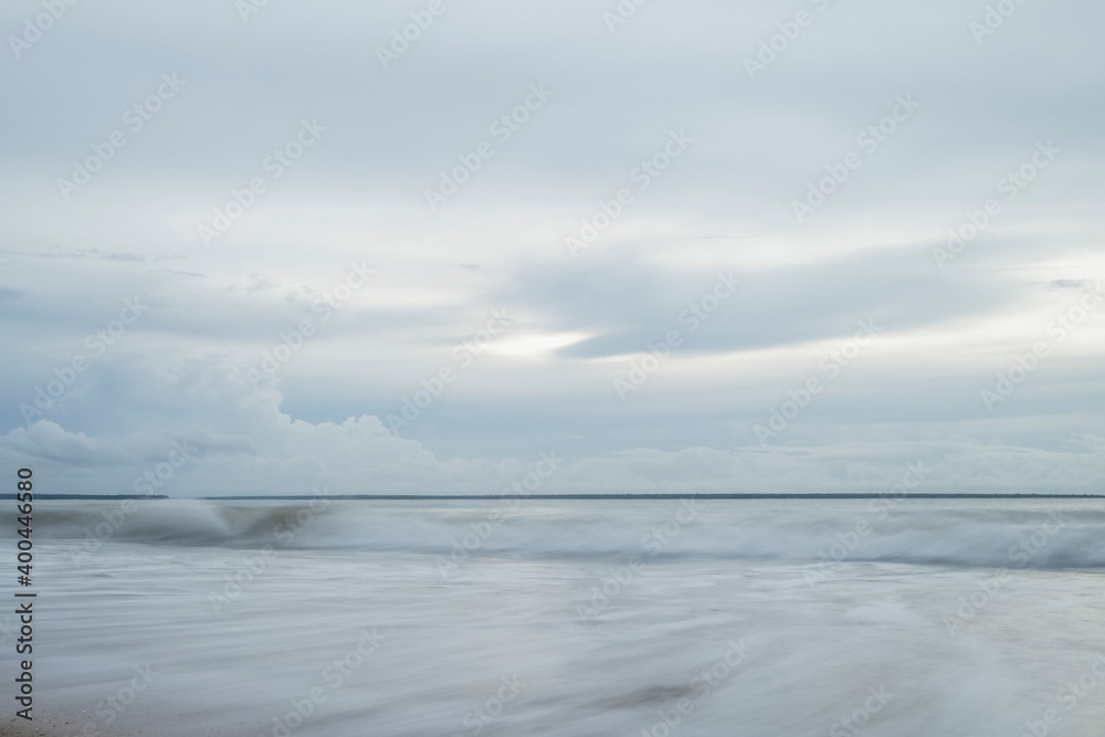 Obraz premium Ocean at the beach