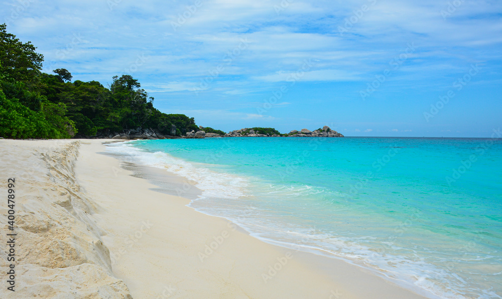 Similan Island is a very beautiful island with crystal clear water and powder white sand. Thailand