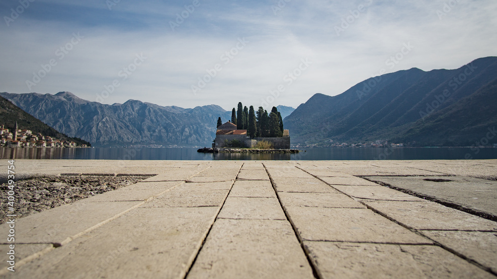 Kirche von Maria vom Felsen in der Bucht von Kotor Montenegro